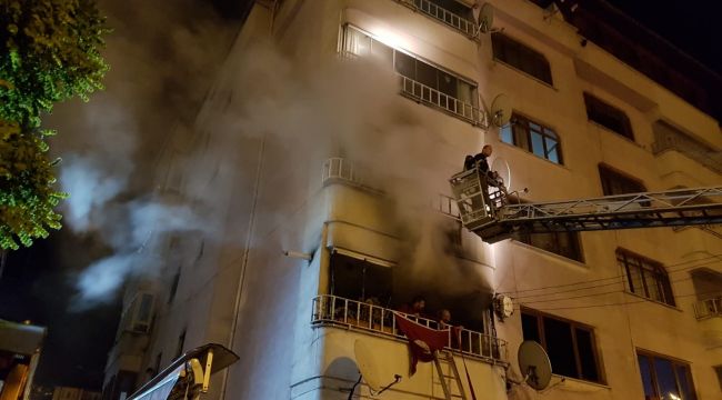 - 5 katlı apartmanda yangın: 3'ü çocuk 14 yaralı 