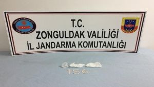 Uyuşturucularla yakalandı