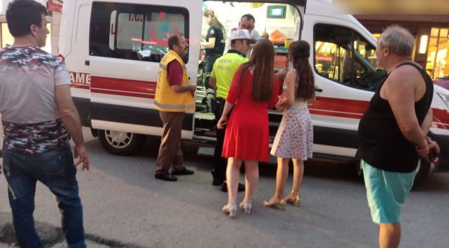 Maddi hasarlı kazada yumruklar havada uçuştu