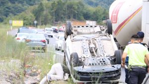 Kontrolden çıkan araç takla attı: 1 yaralı 