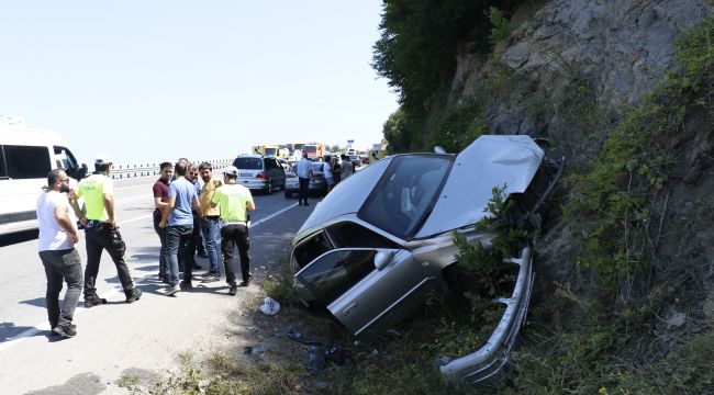 - Zonguldak’ta trafik kazası: 3 yaralı 