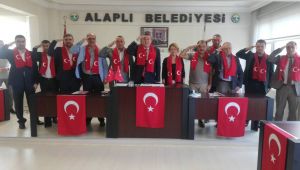 -ALAPLI BELEDİYE MECLİSİNDEN ASKER SELAMI