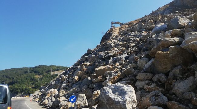 - Tıp fakültesi yolu ulaşıma kapatıldı