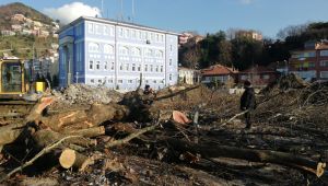 Kazıda bulunan top mermileri imha edildi