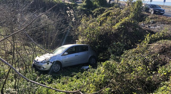 Yoldan çıkan otomobil fındık tarlasına uçtu: 1 yaralı