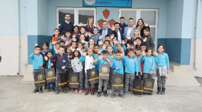 - ‘Kardeş okuluma hediye’ projesi Bakırlık İlkokulu’nda yapıldı