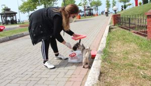 EN ZOR ANLARINDA ONLARA GÖZÜ GİBİ BAKIYOR…