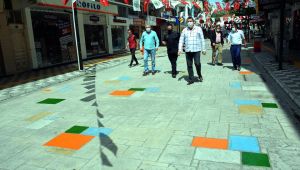  HÜKÜMET CADDESİ RENKLENDİ...