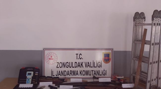 Jandarmadan define avcılarına baskın