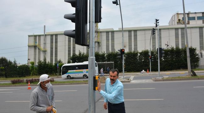 - SİNYALİZASYON KURULDU, YAYALAR MUTLU