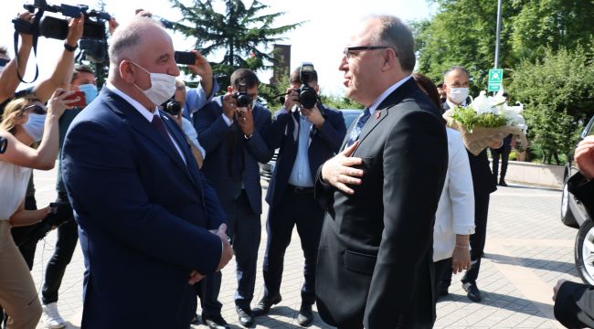 - Zonguldak Valisi Mustafa Tutulmaz görevine başladı