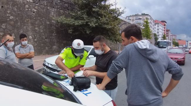  13 sürücüye kırmızı ışık ihlalinden cezai işlem uygulandı