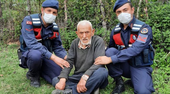  90 yaşındaki kayıp adamı jandarma ekipleri buldu