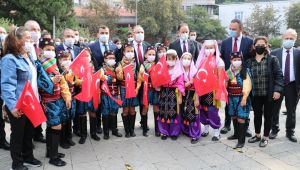 - Cumhuriyetin ilk vilayeti Zonguldak'ta 29 Ekim coşkusu
