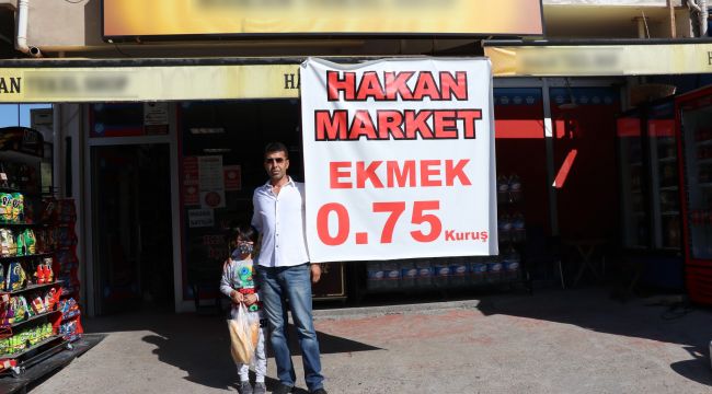 Ekmeği 0,75 kuruştan satan mahalle bakkalı vatandaşları mutlu etti