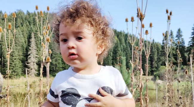 2. kattan düşen bebek ölümden döndü