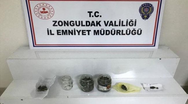 2 uyuşturucu satıcısı yakalandı