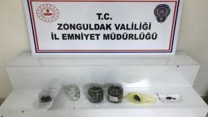 2 uyuşturucu satıcısı yakalandı