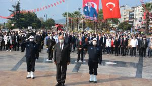Başkan Posbıyık, Atatürk’ü andı