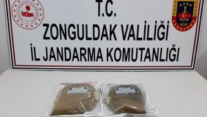 - Kente 2 kilo uyuşturucu sokacaklardı, ilçe girişinde yakalandılar