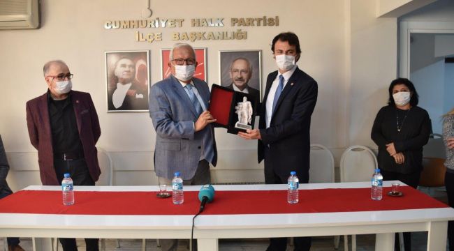 POSBIYIK, CHP’Yİ ZİYARET ETTİ