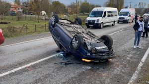 - Refüje çarptı takla attı; 1 yaralı