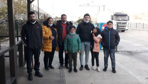 Tırın dorsesinde yurt dışına kaçmaya çalışan 9 göçmen yakalandı