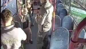 - 80 yaşındaki kadın yasağa rağmen halk otobüsüne binmek istedi