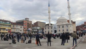 - CAMİLERDE YAĞMUR DUASI YAPILDI…