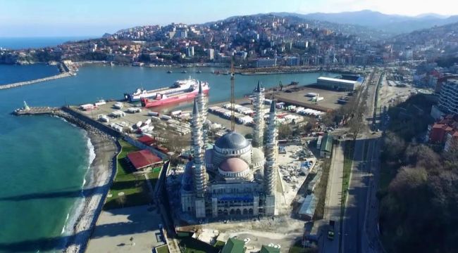 - Cumhurbaşkanı Erdoğan'ın sorduğu Uzun Mehmet Camii'nde hazırlıklar tüm hızıyla sürüyor