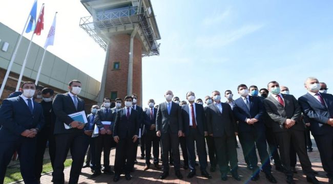 Bakan Karaismailoğlu, Zonguldak Havalimanı’nda 2 bin 131 metreye uzatılan pistin açılışını yaptı