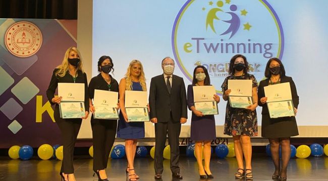 - E-twinning ödül töreni düzenlendi