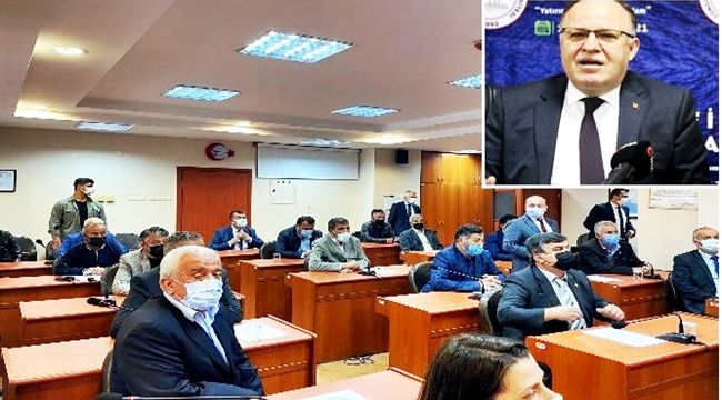 Muhtarlarla bir araya gelen validen önemli açıklamalar