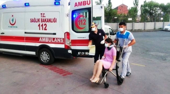 Alaplı'da 2 otomobil çarpıştı, 4 kişi yaralandı