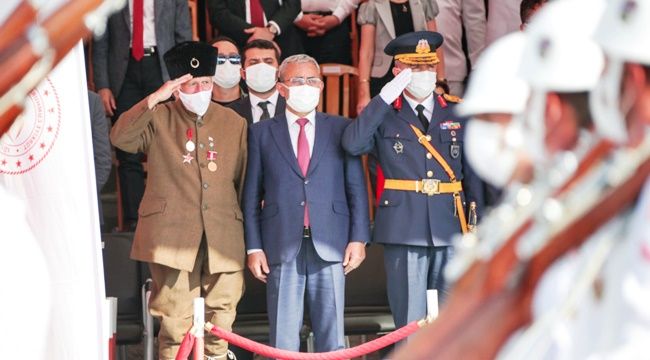 Cumhuriyet yolunda, Atatürk'ün izinde yürüyor (Foto galeri)