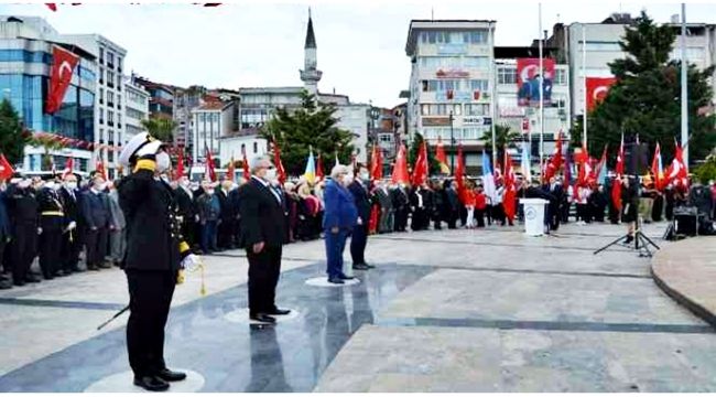 Kdz.Ereğli'de Cumhuriyet Bayramı törenle kutlandı