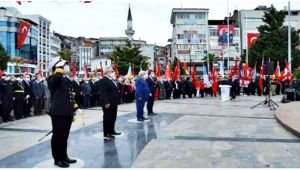 Kdz.Ereğli'de Cumhuriyet Bayramı törenle kutlandı
