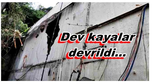 Devasa kayalar akaryakıt istasyonuna zarar verdi