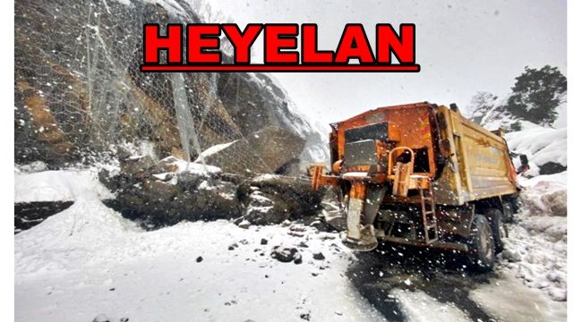 Dikkat! Heyelan yolu kilitledi...