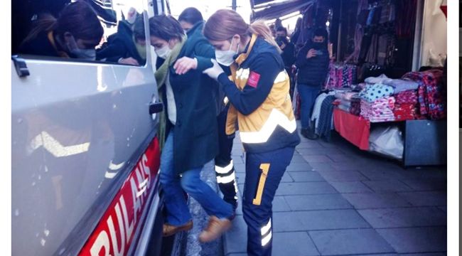 Otomobil yayanın ayağını ezdi