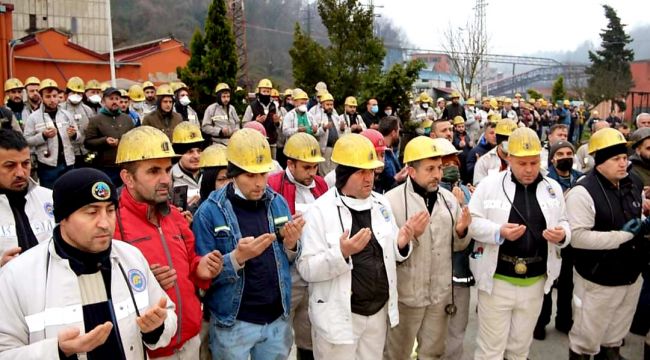 103 ARMUTÇUK MADEN ŞEHİTLERİ ANILDI (Foto galeri)