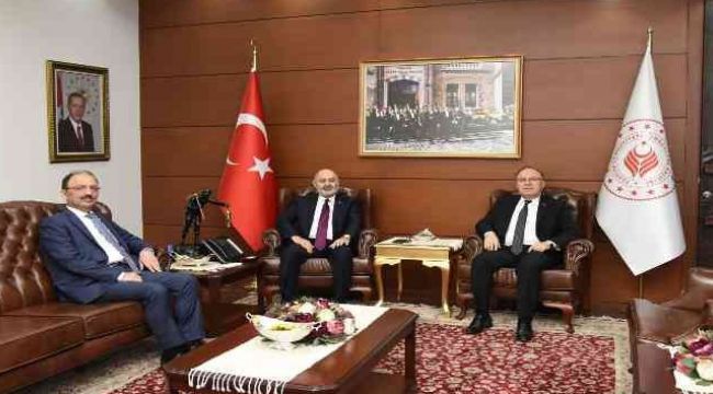 Bakan yardımcısı Kavaklıoğlu'ndan Vali Tutulmaz'a ziyaret