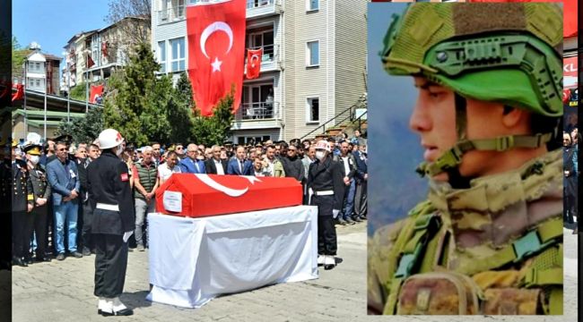 Ereğli şehidine ağladı