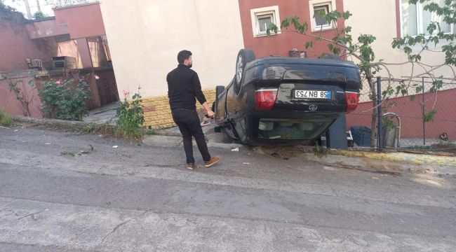  Yoldan çıkan otomobil devrildi: 3 yaralı