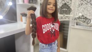 - 8 yaşındaki Azra, lösemi hastaları için saçlarını bağışladı