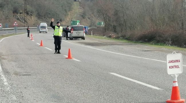 Jandarma, aranan şahısların peşinde: 1 tutuklu!