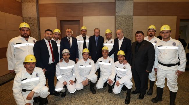 Maden işçileri, Cumhurbaşkanı Erdoğan'ın iftarına katıldı 