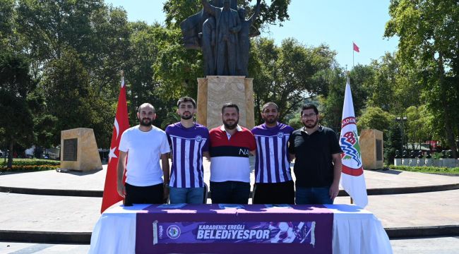FIRAT GÜNEŞ VE FURKAN CAN ERBAŞARAN, ATATÜRK ANITI ÖNÜNDE YENİDEN İMZAYI ATTI