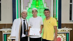 - YAZ KUR'AN KURSU KAPANIŞ PROGRAMI ÇOK GÜZEL GÖRÜNTÜLERE SAHNE OLDU!