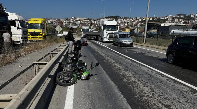 Otomobil Motosiklete Çarpıp Kaçtı: 1 Yaralı